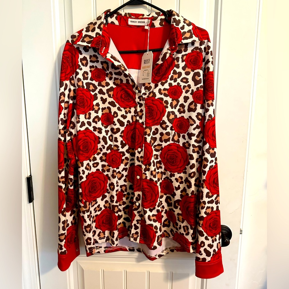 BNWT Ranch Dressn womens performance shirt size large